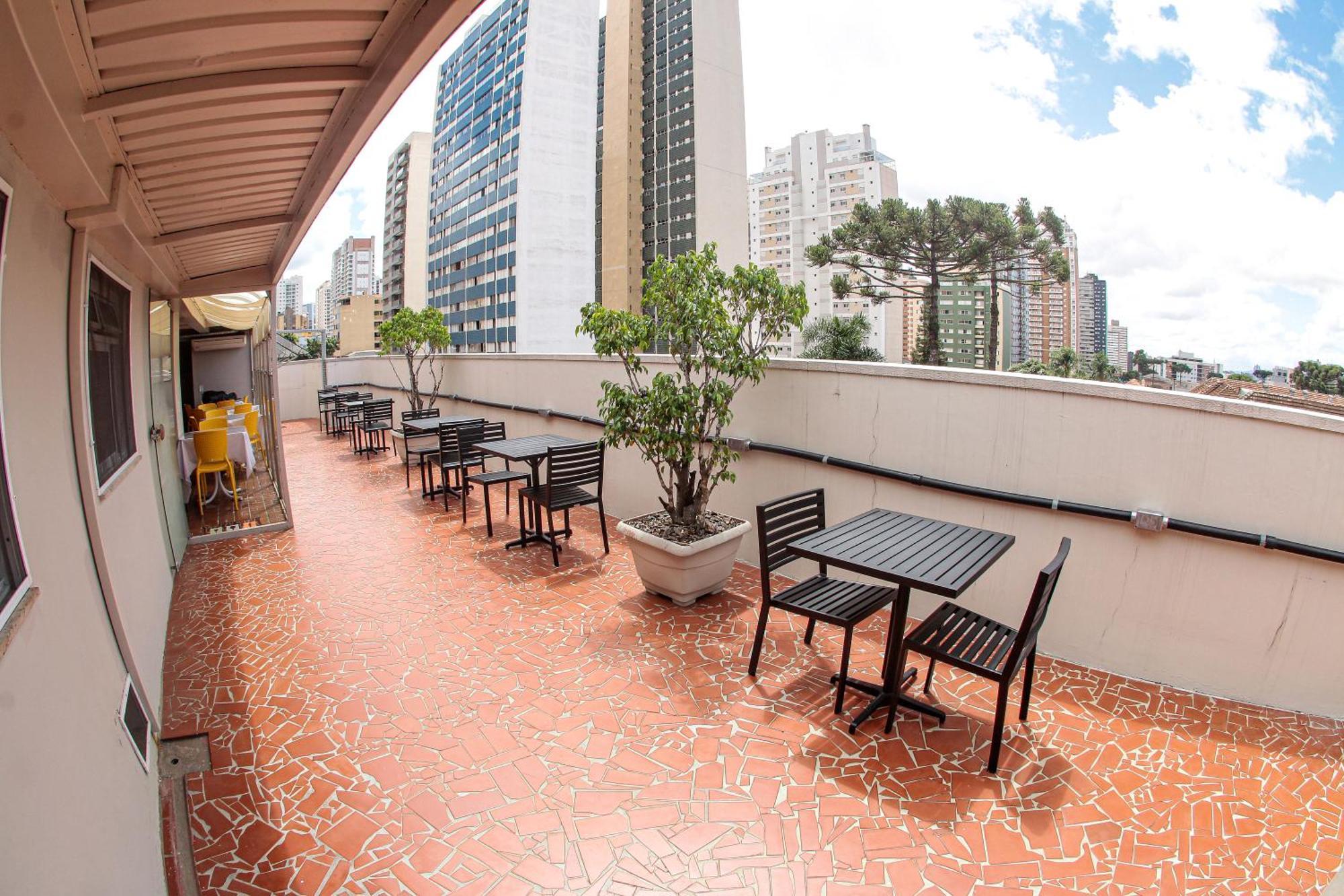 Esquina Batel - Hotel Economico Curitiba Bagian luar foto